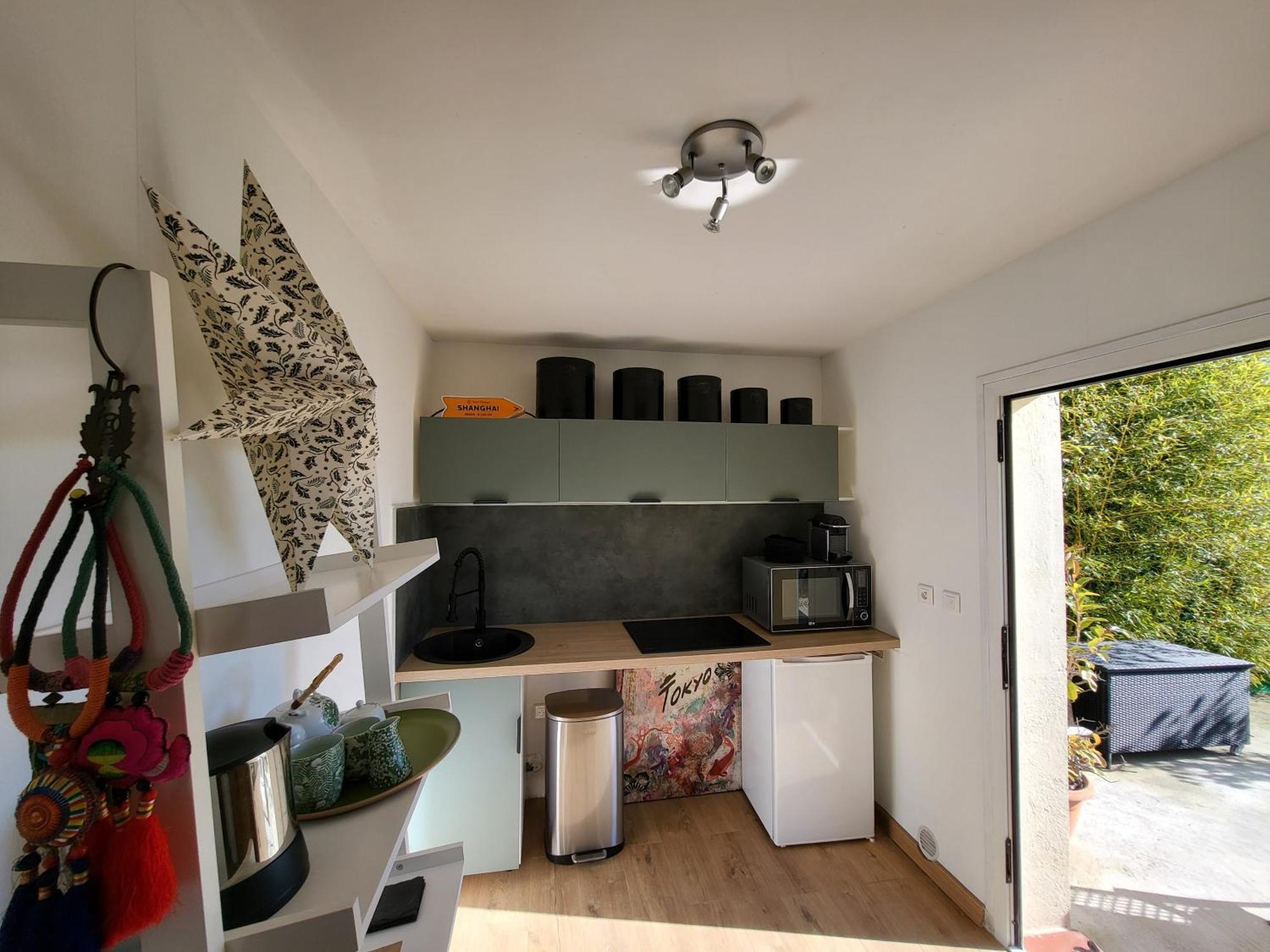 Studio Independant Avec Terrasse A Juan Les Pins Antibes Kültér fotó