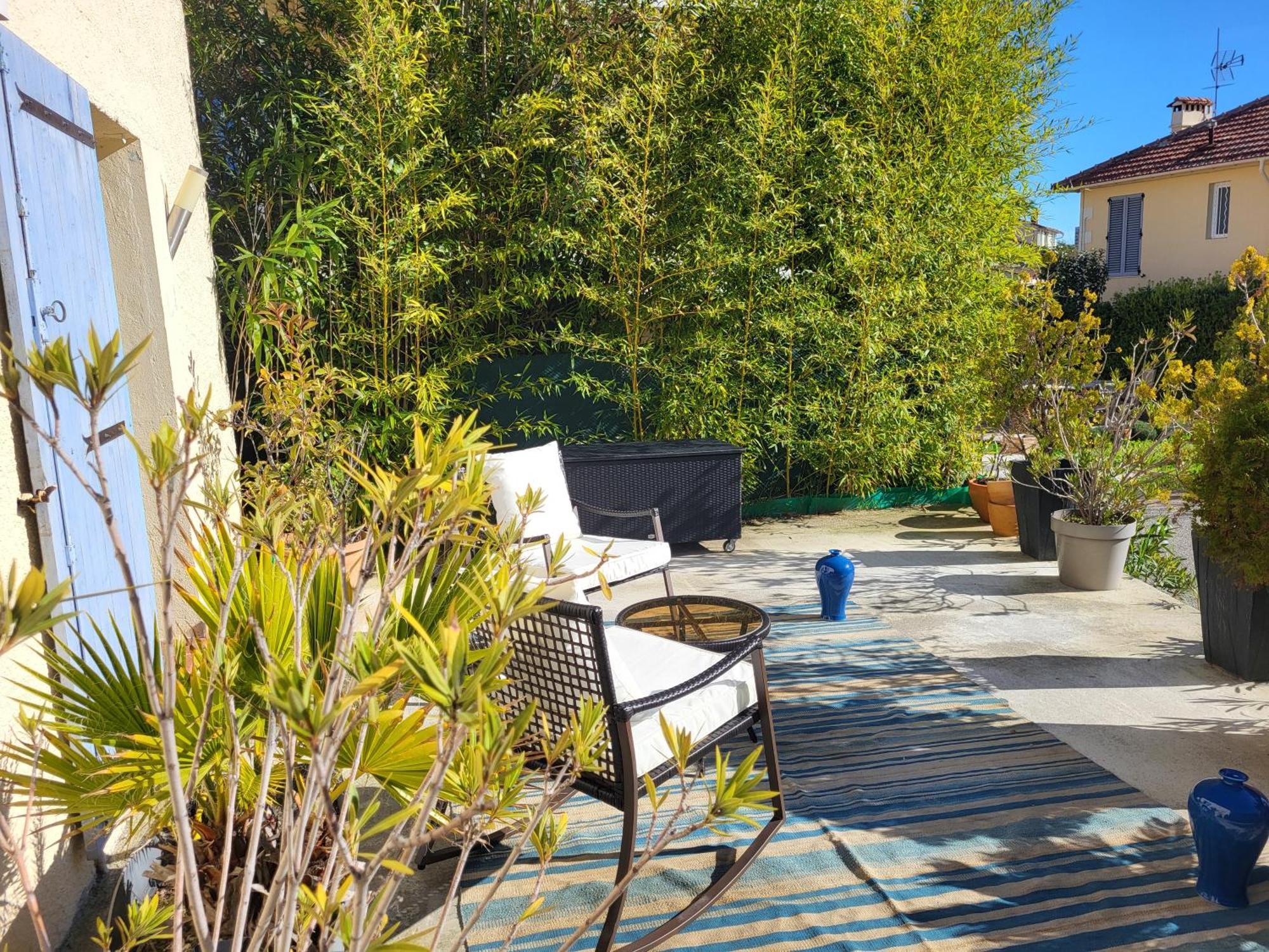 Studio Independant Avec Terrasse A Juan Les Pins Antibes Kültér fotó